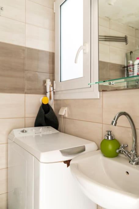 Cute Full Apt W/Backyard In Paleo Faliro Athens Exterior photo